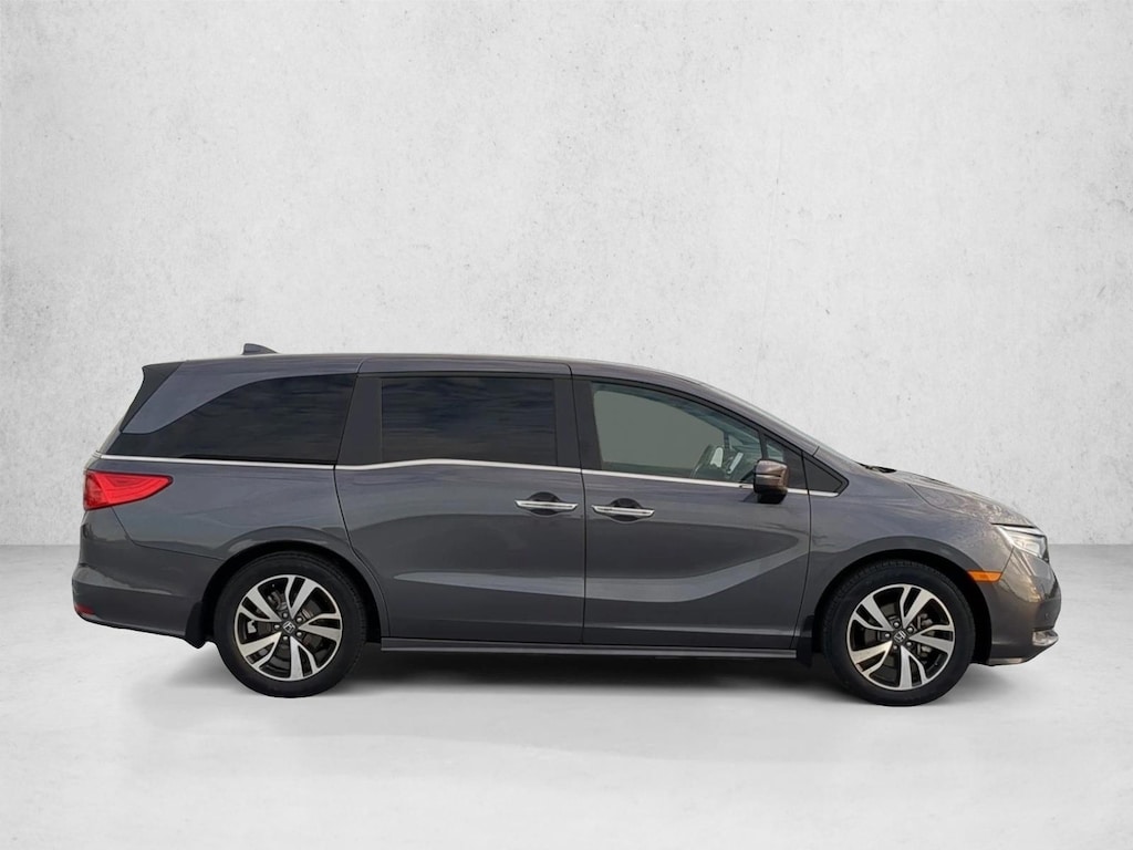 Used 2024 Honda Odyssey Touring Van