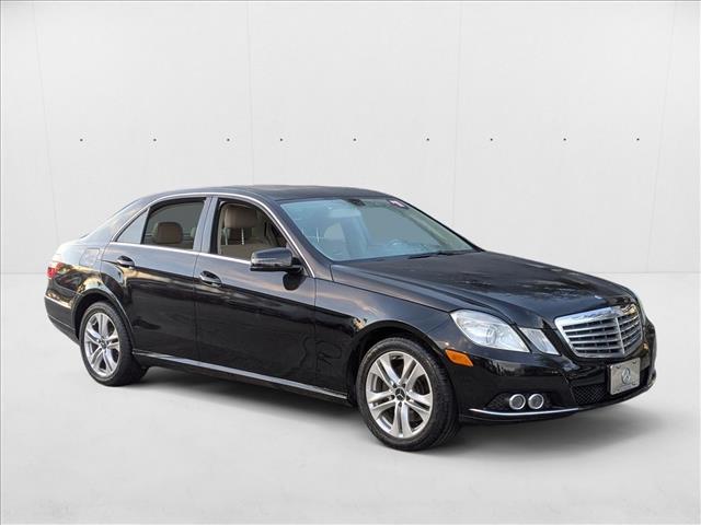 2011 Mercedes Benz E 350 Sedan photo 3