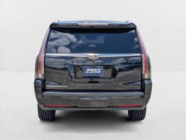 2017 Cadillac Escalade ESV Platinum photo 4