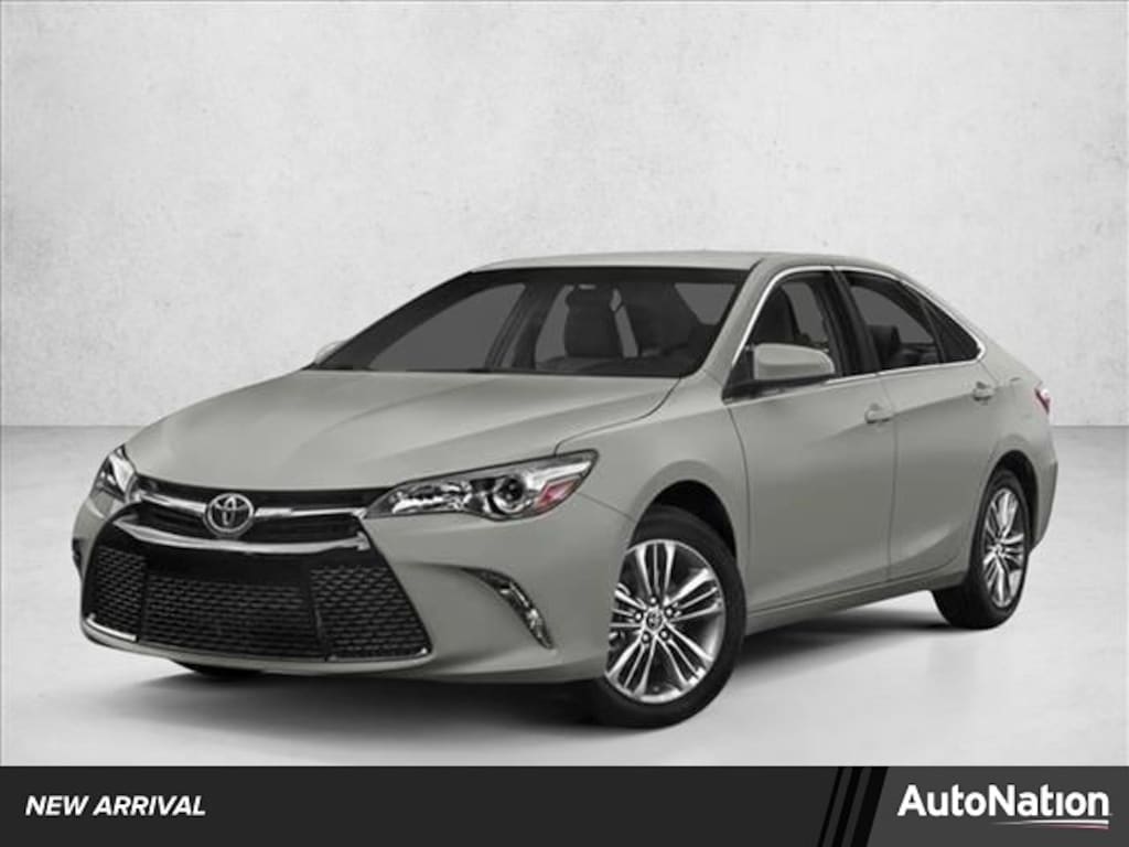 Used 2015 Toyota Camry LE Sedan