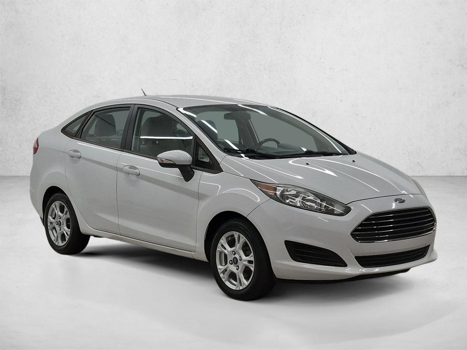 Used 2014 Ford Fiesta SE Sedan