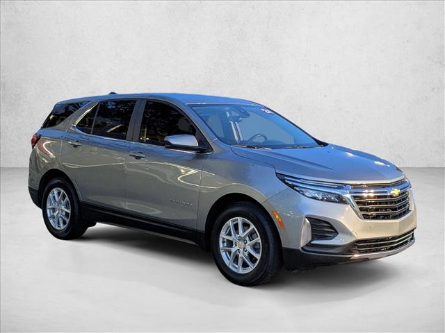 2024 Chevrolet Equinox LT photo 3