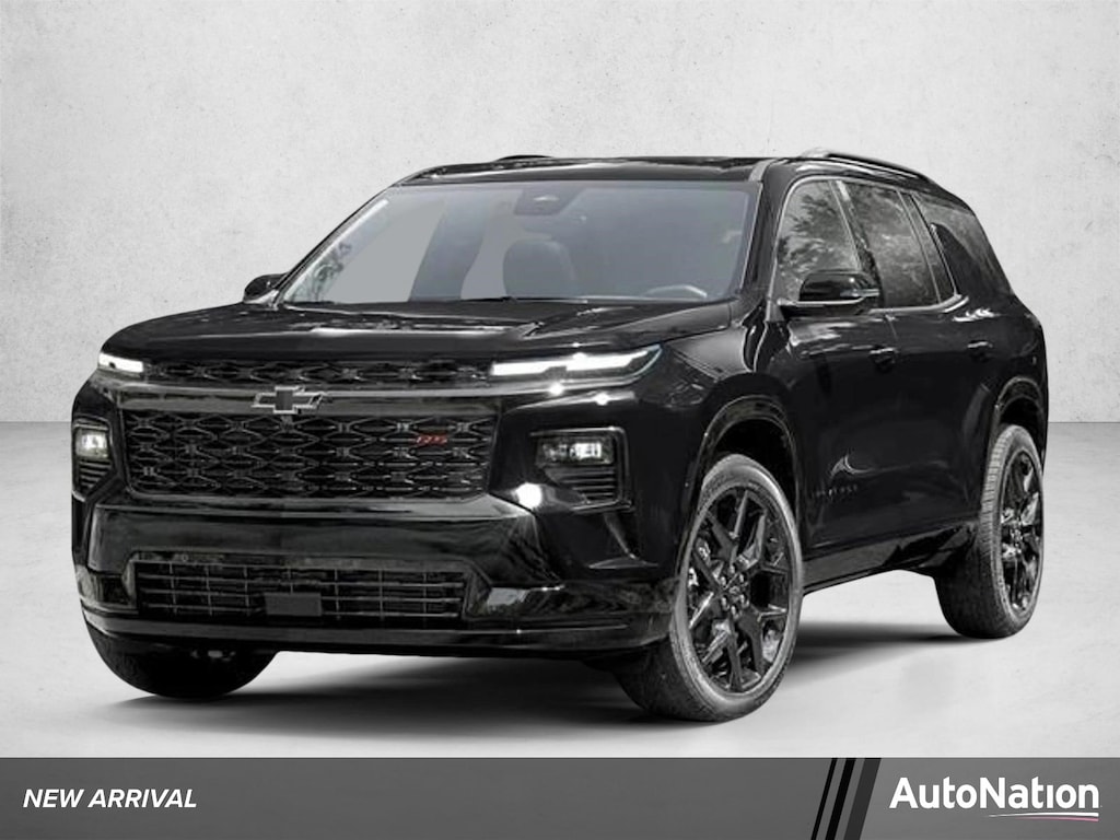 Used 2025 Chevrolet Traverse FWD LT SUV