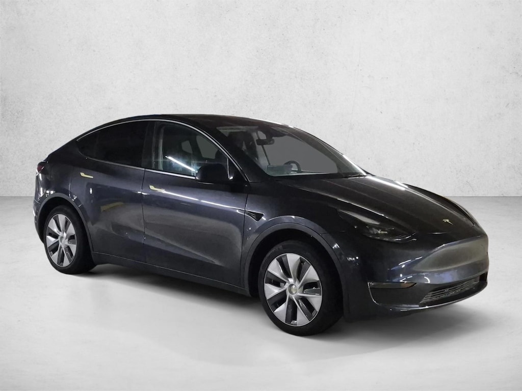 Used 2024 Tesla Model Y Long Range SUV