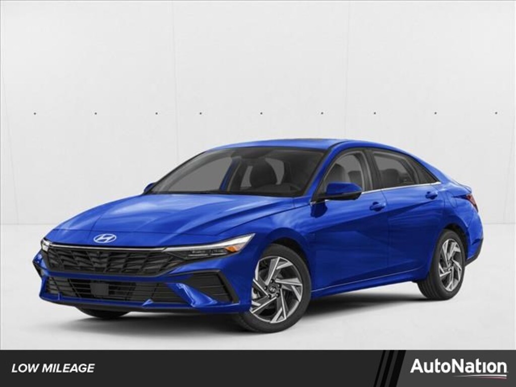 Used 2025 Hyundai Elantra Limited Sedan