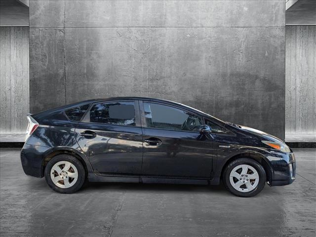 2010 Toyota Prius Four photo 4