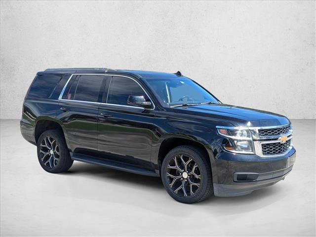 2018 Chevrolet Tahoe LT photo 3