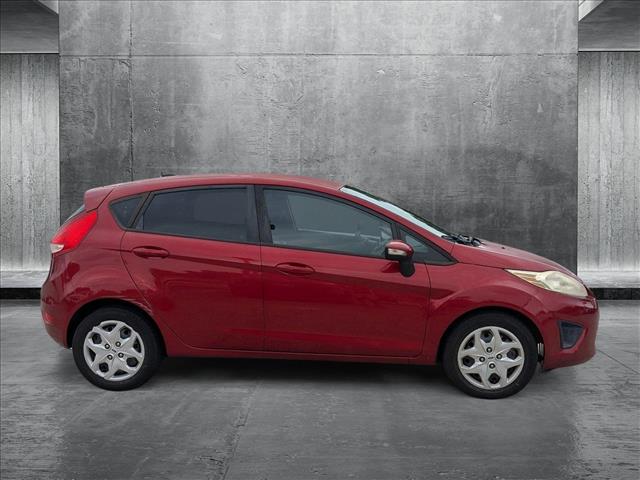 2013 Ford Fiesta SE photo 4