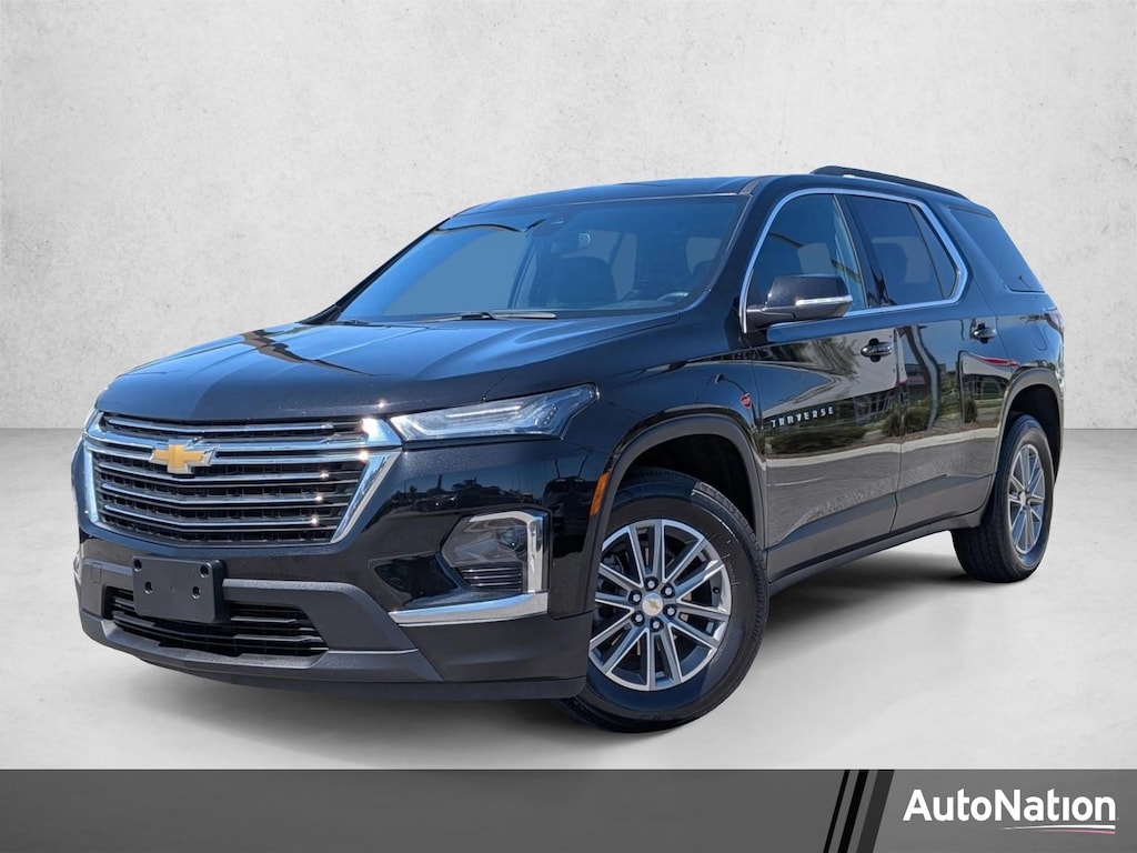 Used 2023 Chevrolet Traverse LT Cloth SUV