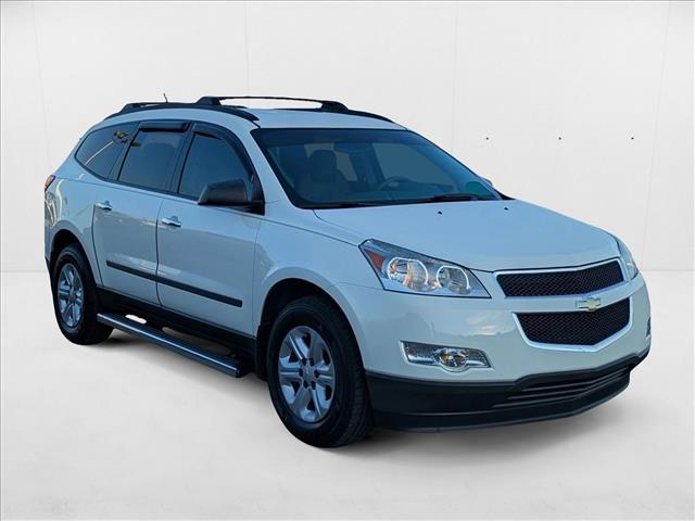 2012 Chevrolet Traverse LS photo 3