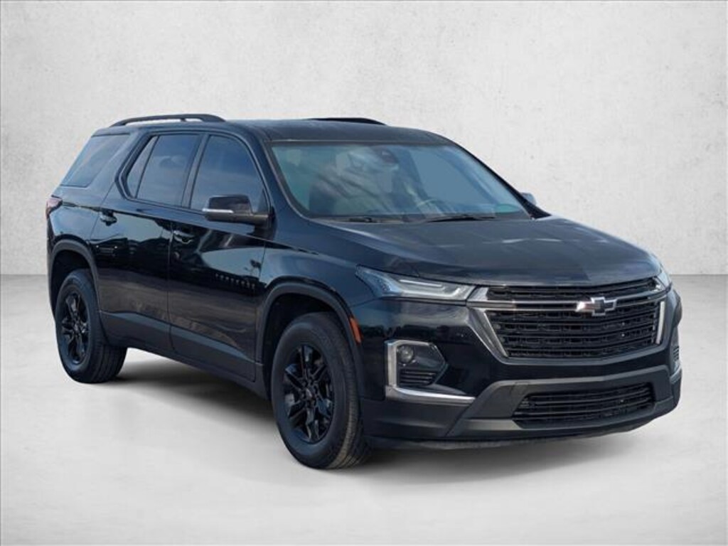 Used 2023 Chevrolet Traverse LT Cloth SUV