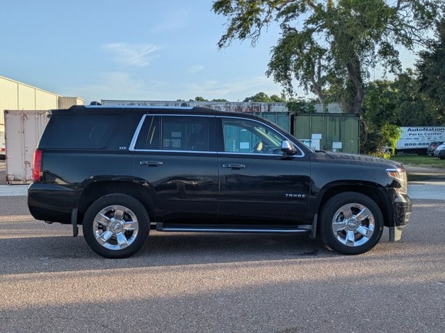 2016 Chevrolet Tahoe LTZ photo 4