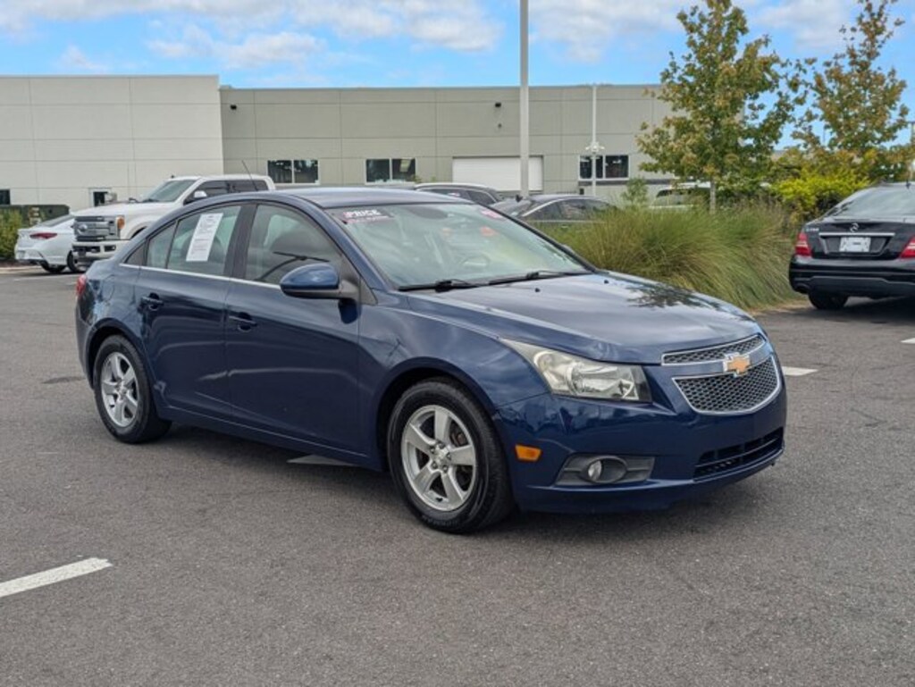 Used 2013 Chevrolet Cruze 1LT Sedan