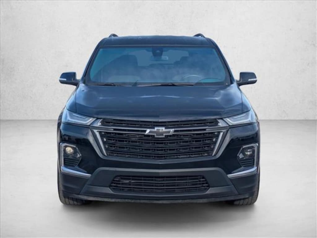 Used 2023 Chevrolet Traverse LT Cloth SUV