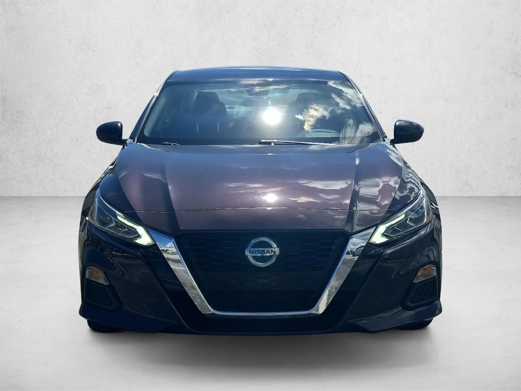 Used 2022 Nissan Altima 2.5 SV Sedan