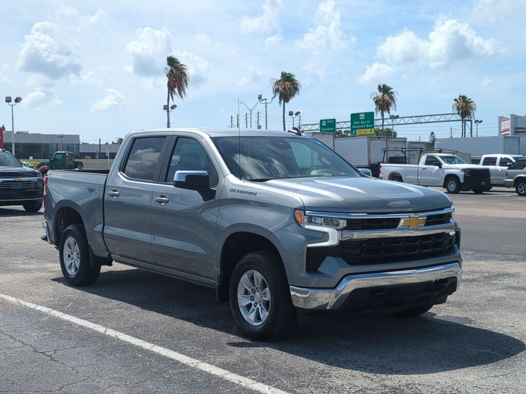 Used 2025 Chevrolet Silverado 1500 LT Truck Crew Cab