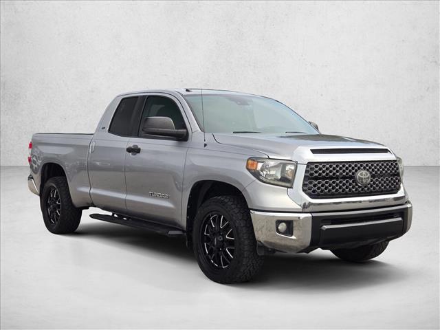 2018 Toyota Tundra SR5 photo 3