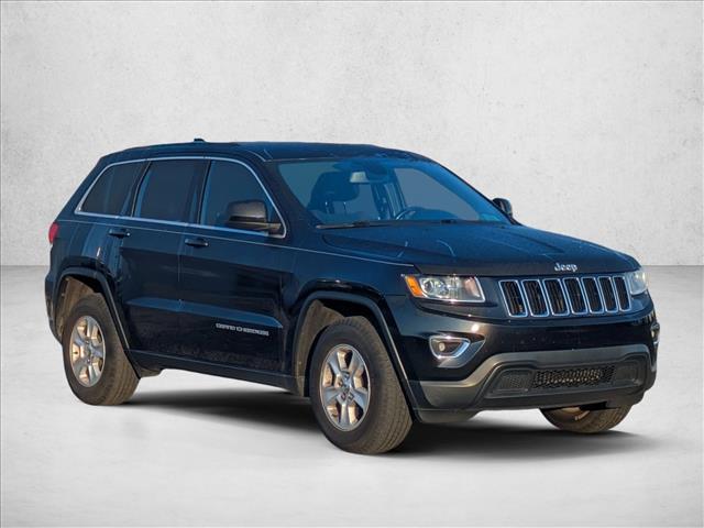 2016 Jeep Grand Cherokee Laredo photo 2