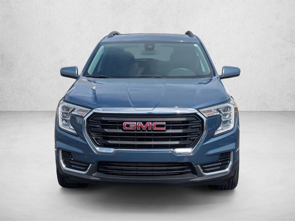 Used 2024 GMC Terrain SLE SUV