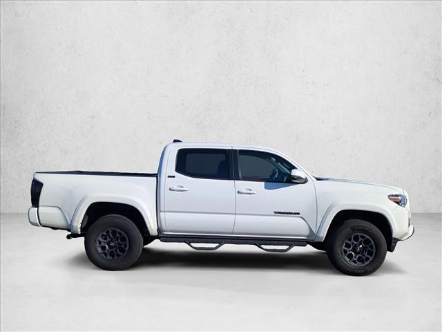 2022 Toyota Tacoma SR5 photo 4