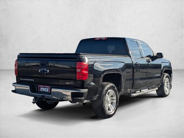 2017 Chevrolet Silverado 1500 LT photo 4