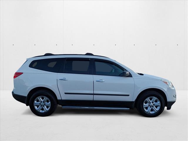 2012 Chevrolet Traverse LS photo 4