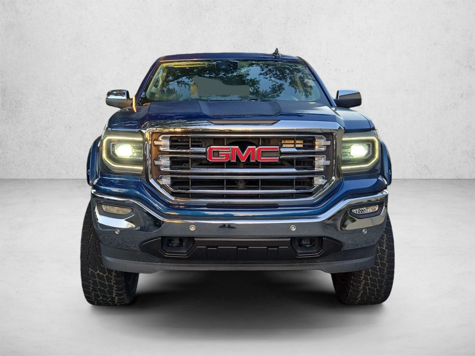 Used 2018 GMC Sierra 1500 SLT Truck Crew Cab