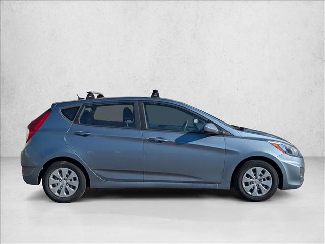 2017 Hyundai Accent SE photo 4