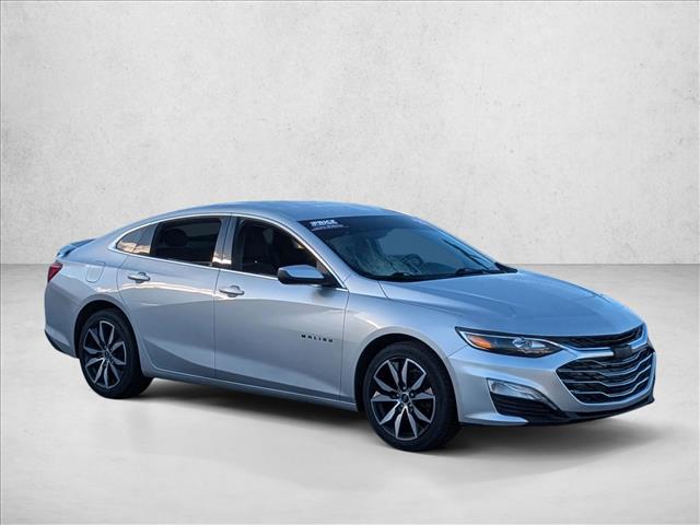 2022 Chevrolet Malibu RS photo 3