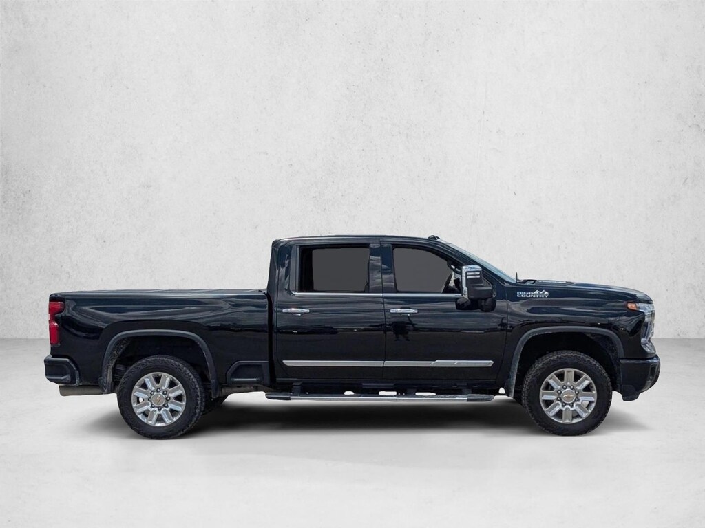 Used 2024 Chevrolet Silverado 2500 HD High Country Truck Crew Cab