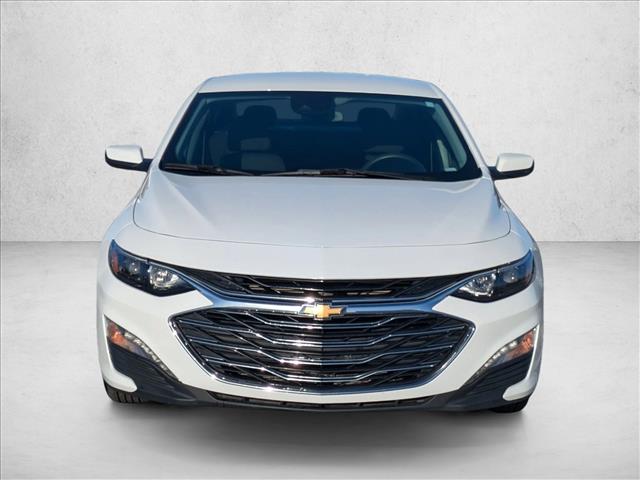 2023 Chevrolet Malibu 1LT photo 2