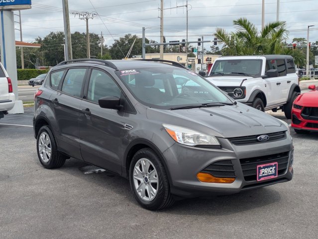 2014 Ford Escape S photo 3