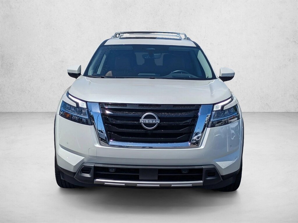 Used 2024 Nissan Pathfinder Platinum SUV