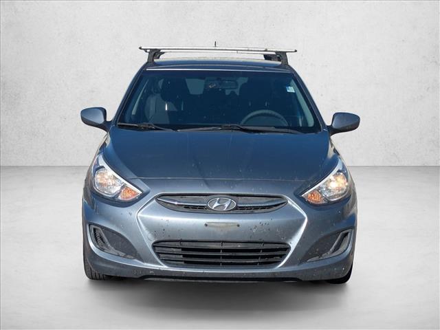 2017 Hyundai Accent SE photo 2