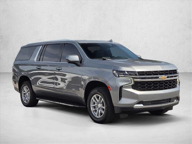 2023 Chevrolet Suburban LS photo 3