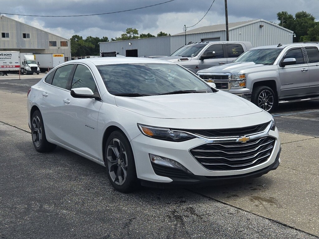 Used 2024 Chevrolet Malibu LT Sedan