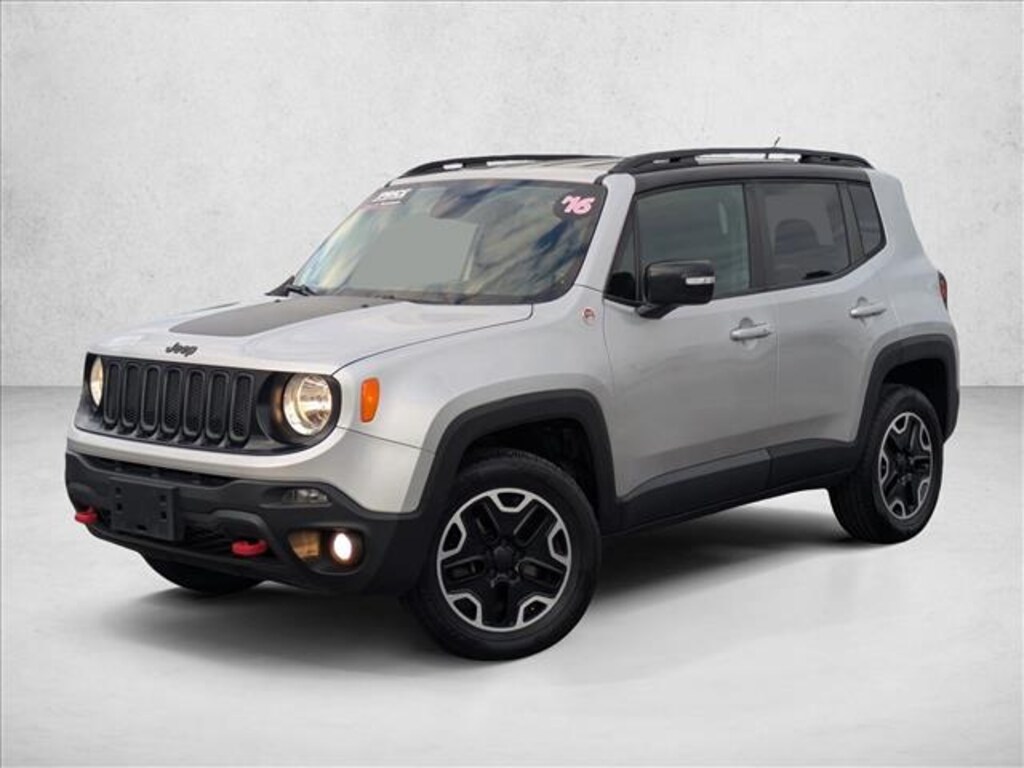 Used 2016 Jeep Renegade Trailhawk SUV