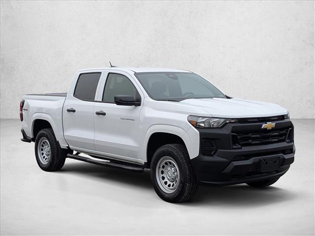 2024 Chevrolet Colorado Work Truck photo 3