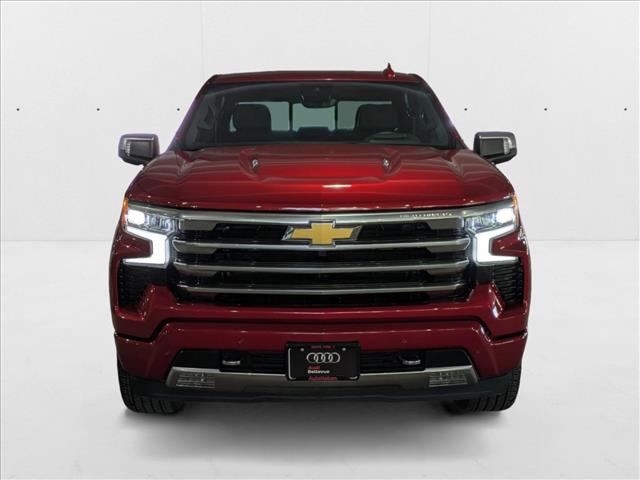 2024 Chevrolet Silverado 1500 High Country photo 2