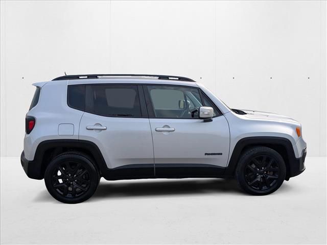 2018 Jeep Renegade Latitude North Edition photo 2