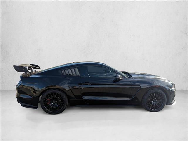 2017 Ford Mustang GT Premium photo 3