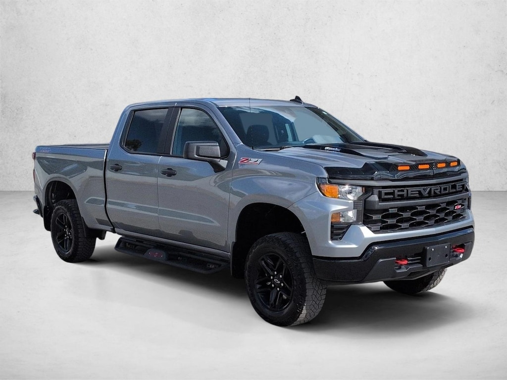 Used 2025 Chevrolet Silverado 1500 Custom Trail Boss Truck Crew Cab
