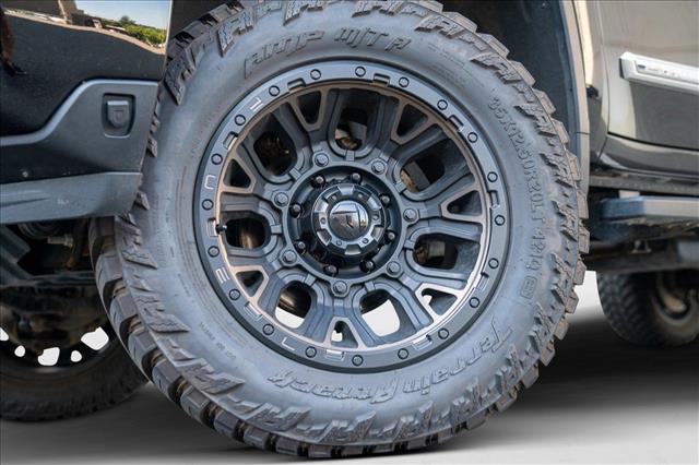 2024 Chevrolet Silverado 2500HD High Country photo 4