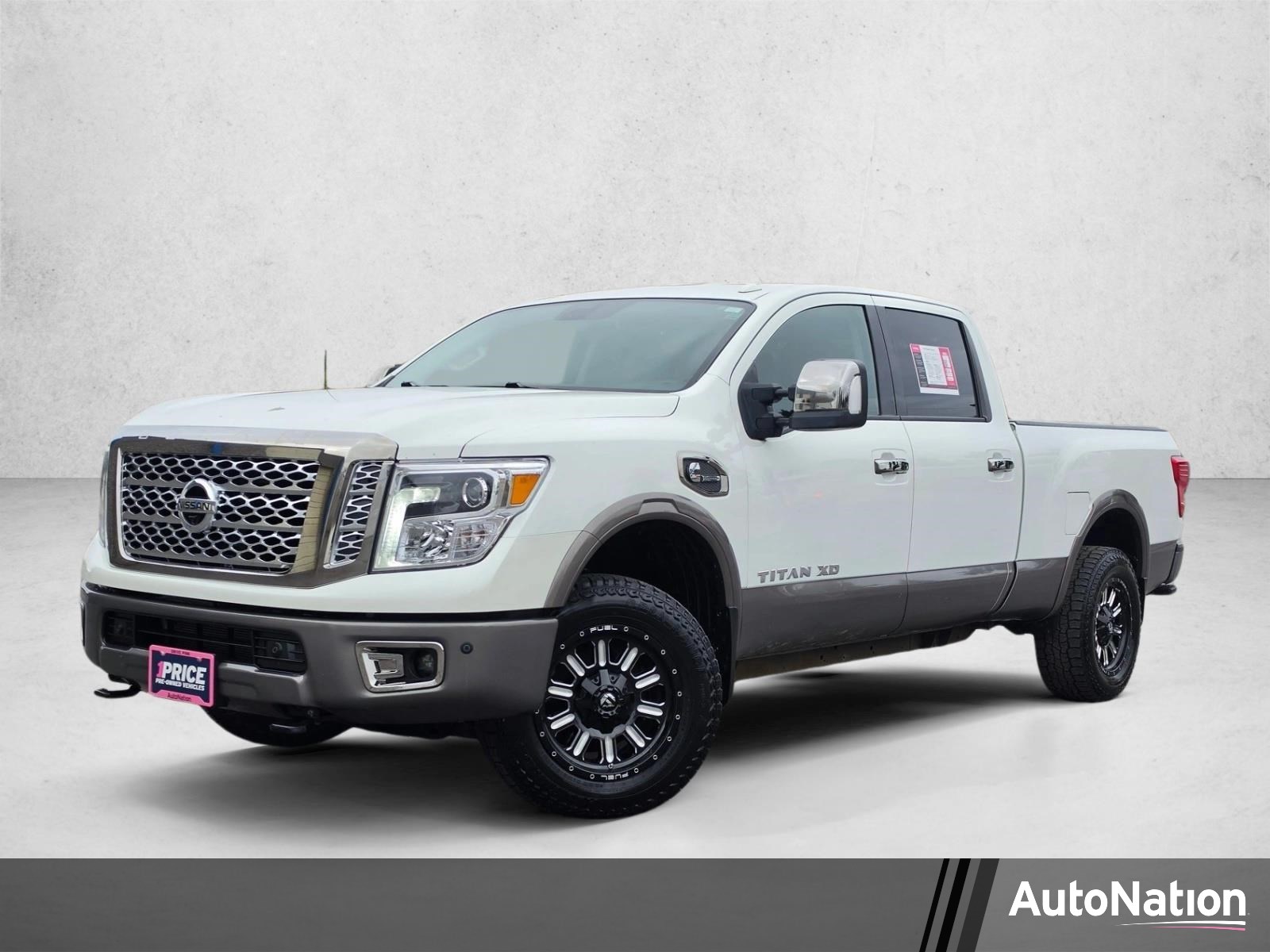  Nissan Titan XD