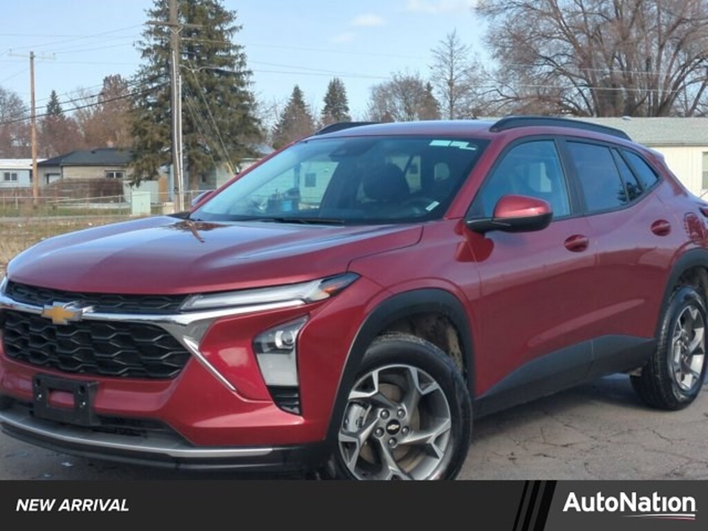 Certified 2025 Chevrolet Trax LT SUV