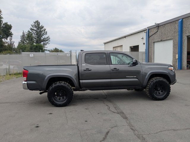 2018 Toyota Tacoma SR5 photo 4