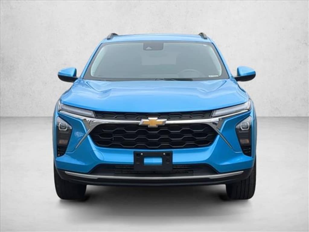 Certified 2025 Chevrolet Trax LT SUV