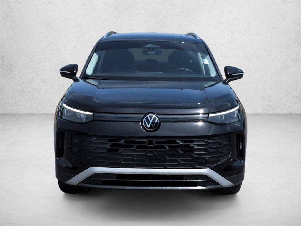 Used 2025 Volkswagen Tiguan S SUV