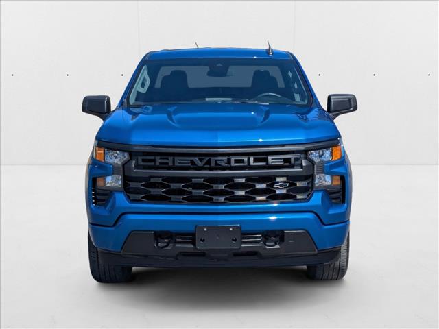 2024 Chevrolet Silverado 1500 Custom photo 2