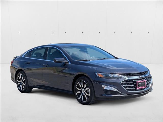 2025 Chevrolet Malibu RS photo 3
